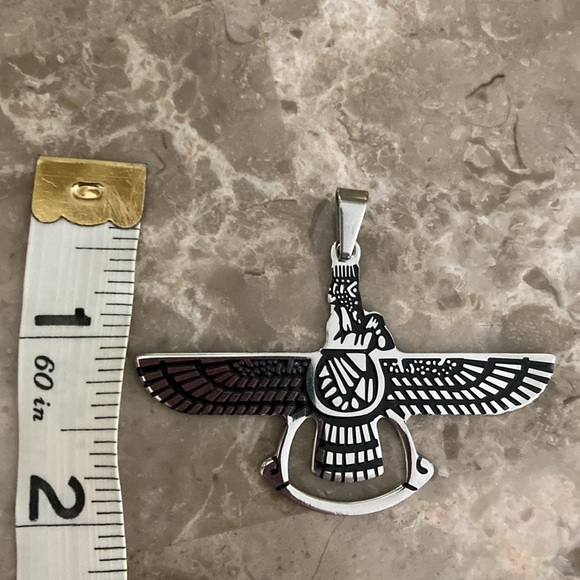 Pendant - Picture 4 of 9